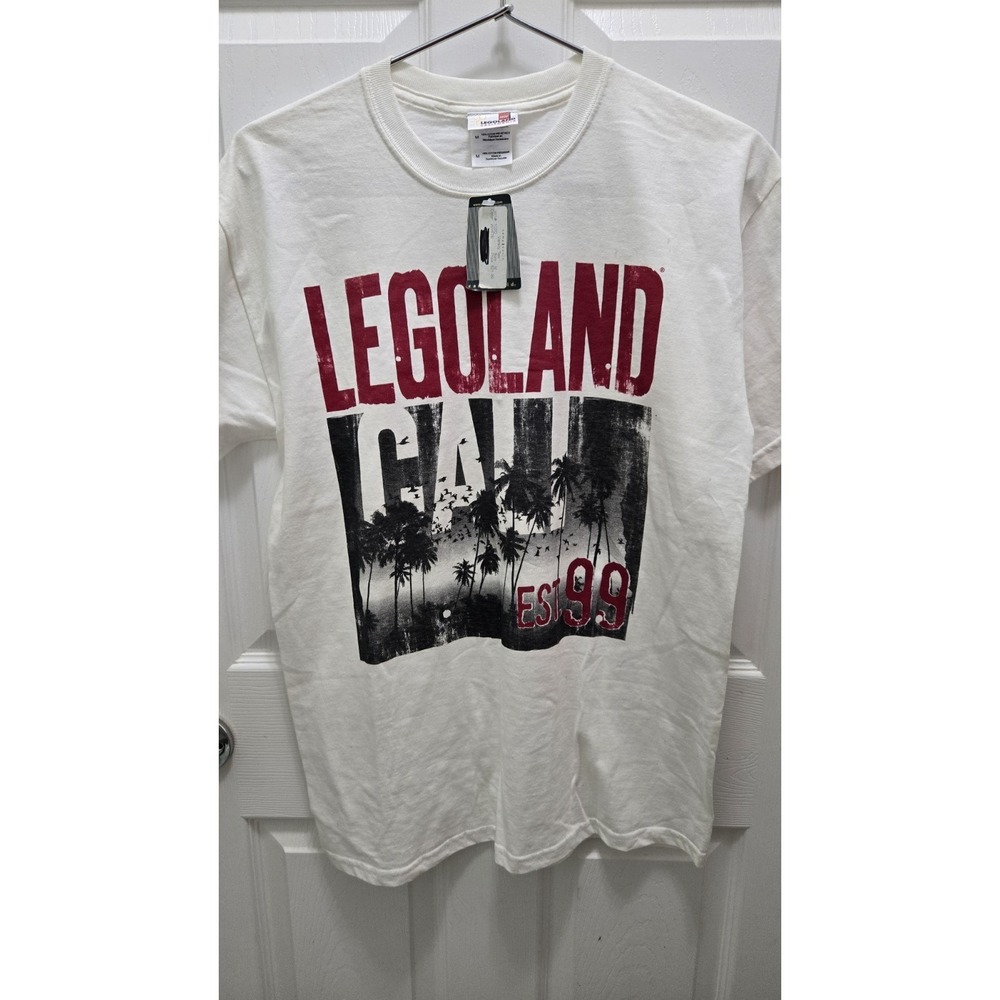 LEGOLAND California T-Shirt Mens M‎ White Camp David NWT 2012 Palm Trees EST 99